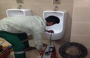 Thông bồn cầu bàu bàng giá rẻ 100K bảo hành 6 năm