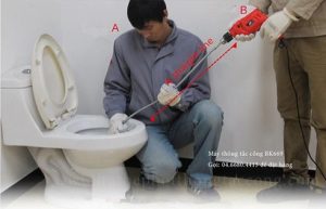 Thông bồn cầu huyện Đức Huệ giá 100K bảo hành 6 năm